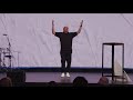 Defiant Worship in the Midnight Hour - Louie Giglio