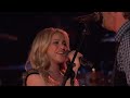 Blake Shelton & Shakira singing-