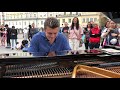 Street piano / Evgeny Khmara - Element