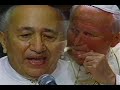 Simón Díaz le canta a Juan Pablo II 