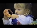 Cute Video : How Can I Eat A Pizza ?