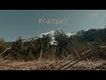 Avalanche caught CLOSE-UP by FPV drone - Long range mountain surfing in 4k