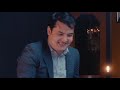 Magnus Carlsen Plays Speed Chess while Answering Questions