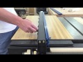 Table saw fence with incremental positioning