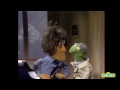 Sesame Street: The New Row, Row, Row Your Boat Song| Kermit News