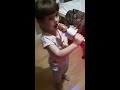 3 yr old sings YOUNG BLOOD by 5 seconds of summer .