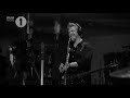 Them Crooked Vultures @ BBC Radio 1 - Dead End Friends