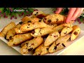 The famous Italian Biscotti biscuits! Very easy and quick recipe!