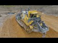 New Komatsu D475A Dozer