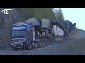 Epic Oversize Truck Maneuvers: Extreme Heavy Equipment Transport Skills in Action