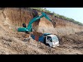 Mengenal Kehandalan Kobelco Excavator Saat Mengambil dan Menempatkan Tanah Timbun ke Dump Truck