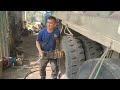 Truck repair: replace Howo truck screws 15 ton