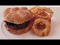 Bbq sandwich with onion rings