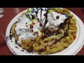 Batman Funnel Cake Review Six Flags Great America 8-21-19