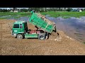 Great driver continues landfill with Bulldozer Komatsu DR51px in action work