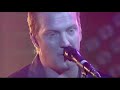 [ 1 ] Them Crooked Vultures - Canal+ Studio's -  No One Loves Me & Neither Do I