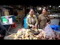 Amazing Cambodian food tour, massive supplies of meat, fruits, vegetables & more