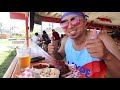 BEST EATS in KAUAI | Trying Hawaii 7-ELEVEN - Hawaiian Food Guide