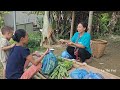 Making a Bamboo Toilet Together - Kind Man Meets a Girl in the Forest. Who is She?