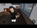 Playing 5v5 mansion 2 on Roblox