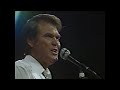 Glen Campbell sings the classic 
