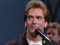 Huey Lewis And The News Perform 
