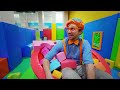 Blippi visite la salle de jeu pour enfants | Blippi en français | Vidéos éducatives pour enfants
