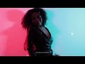 Solarrio - She Goes (Video Clipe) [Tradução]