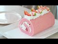 STRAWBERRY ROLL CAKE