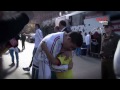 James Rodríguez y su conmovedor autógrafo a un niño aficionado