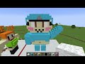 FAT HEATHER vs STRONG OMZ Build Battle in Minecraft With Crazy Fan Girl!