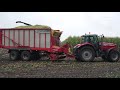 Nijmeijer Kuipers met hun nieuwe New Holland FR650 aan het mais hakselen in de regen (2020)