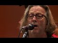 Watch Eric Clapton perform 