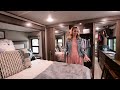 Family of 5 in 37ft. Gooseneck RV w/ all of the Comforts of Home
