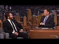 jake gyllenhaal being jake gyllenhaal for 3 minutes and 24 seconds