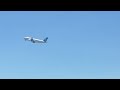 Air New Zealand Airbus A320-200 takeoff from Brisbane