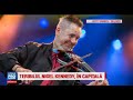 Faimosul violonist britanic Nigel Kennedy revine pentru a sasea oara in Romania.