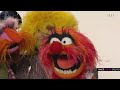 Muppets of 'The Electric Mayhem' Sing Taylor Swift & Bon Jovi in a Game of Song Association | ELLE