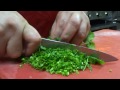 Cortando cebolla para tacos