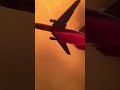 DC-10 pilt drops 12,000 gallons of fire retardant on wildfire