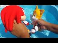 Sonic the Hedgehog - The Swimming Pool Party!