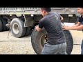 Fix tires for tractor trucks that are broken on the road
