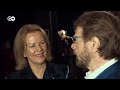Der Hype um ABBA - Wie gelingt es ihnen, über Jahrzehnte ihre Fans zu begeistern? | DW Doku Deutsch