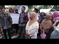 Minta Mbah Darmi Divonis Bebas, Puluhan Warga di Tuban Demo Pengadilan – Kejaksaan