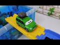 Various Cars miniature cars climb Tomica's automatic hill and jump into the blue water.