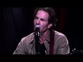 Dennis Quaid sings “Fallen” at Grand Ole Opry; Kathie Lee Gifford introduces
