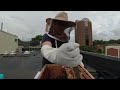 ❸ Rooftop hive: First inspection in 7 years!