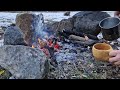 Bushcraft - breakfast, snow, new knife, bacon, sausages, flint and steel, feather sticks