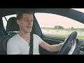 Ford Focus vs. Volkswagen Golf - AutoWeek dubbeltest - English subtitles
