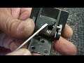 How To Repair Yamaha Turntable Dust Cover Hinges / Como Reparar Bisagras De Tornamesa Yamaha